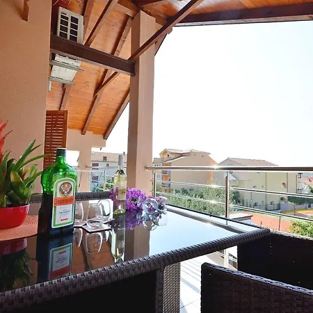 House Pool & Sport Holiday