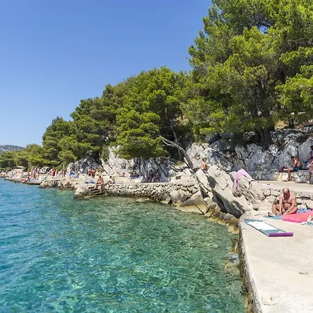 House Pool & Sport Holiday Tribalj